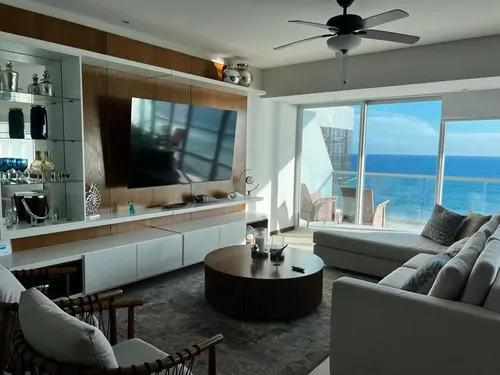 Condominio frente al mar de 4 recámaras en Cerritos