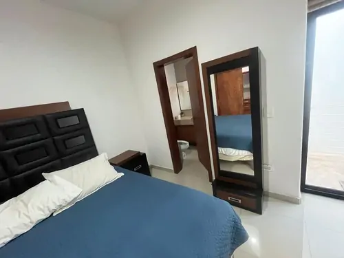 Departamento Amueblado de 2 Recámaras en Renta en Zona Dorada